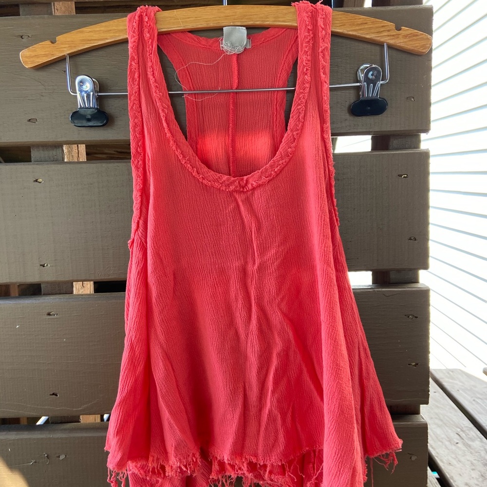 COPY - UO salmon tank top